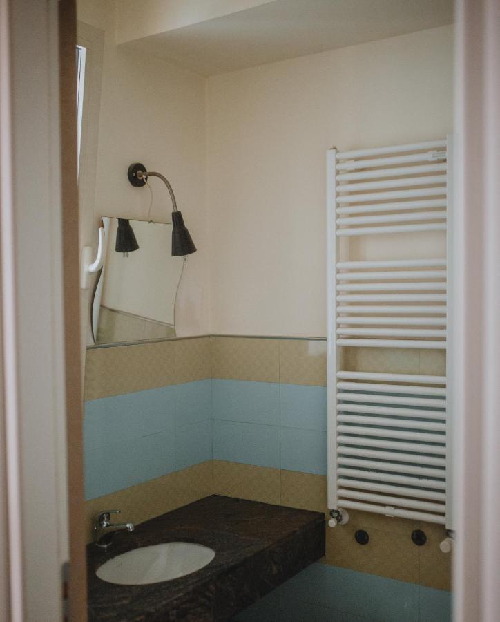 Le Camporelle In Citta Bed & Breakfast Lecce Exterior photo